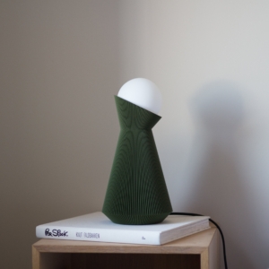 Forest green Sera table lamp detail